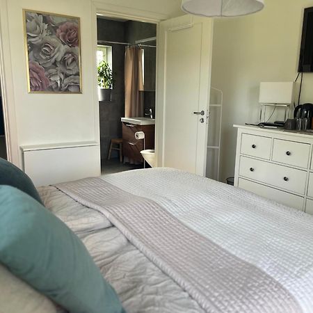 Boende Med Hotellkaensla I Populaera Skrea, 法尔肯贝里 外观 照片